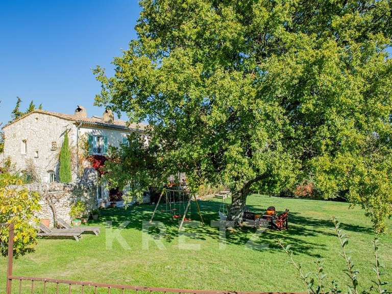 Maison Salles-sous-Bois - 8 chambres - 533m²