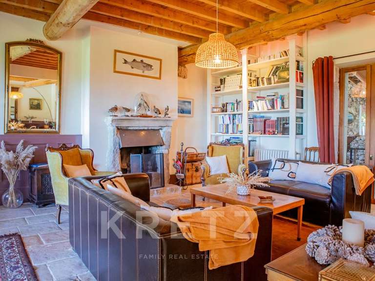 Maison Salles-sous-Bois - 8 chambres - 533m²