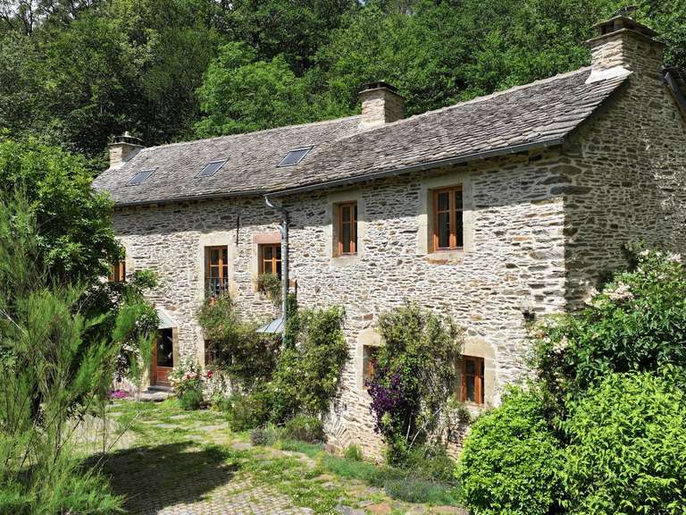 Maison Salmiech - 5 chambres - 305m²