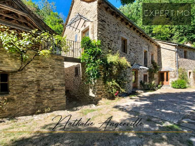Maison Salmiech - 5 chambres - 283m²