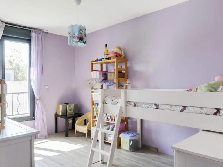 Maison Salon-de-Provence - 5 chambres - 152m²