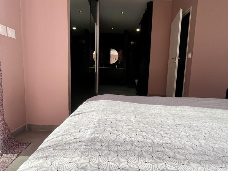 Maison Salon-de-Provence - 3 chambres - 139m²