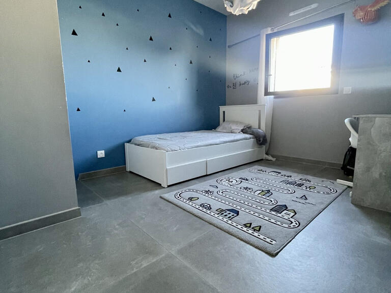 Maison Salon-de-Provence - 3 chambres - 139m²