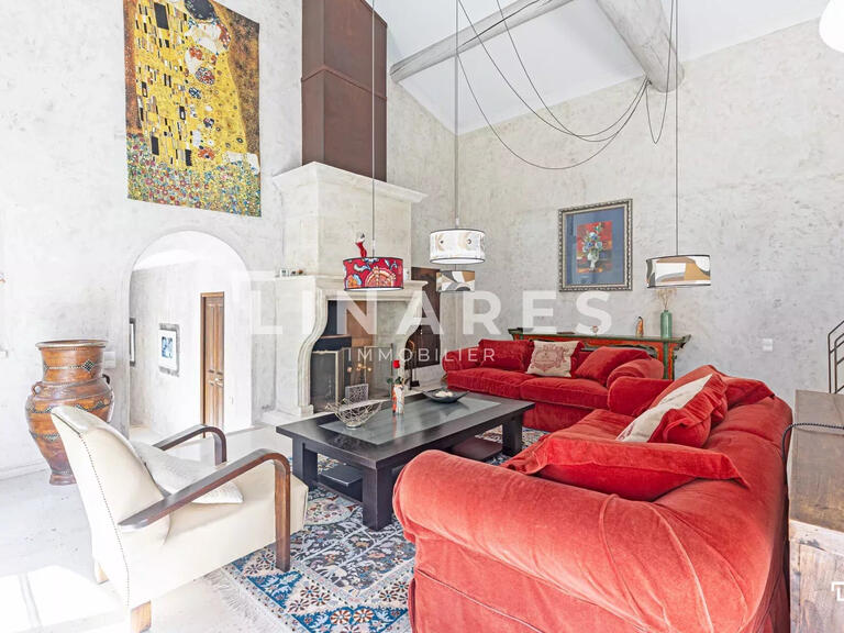 Maison Salon-de-Provence - 4 chambres - 212m²