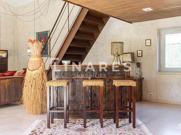 Maison Salon-de-Provence - 4 chambres - 212m²