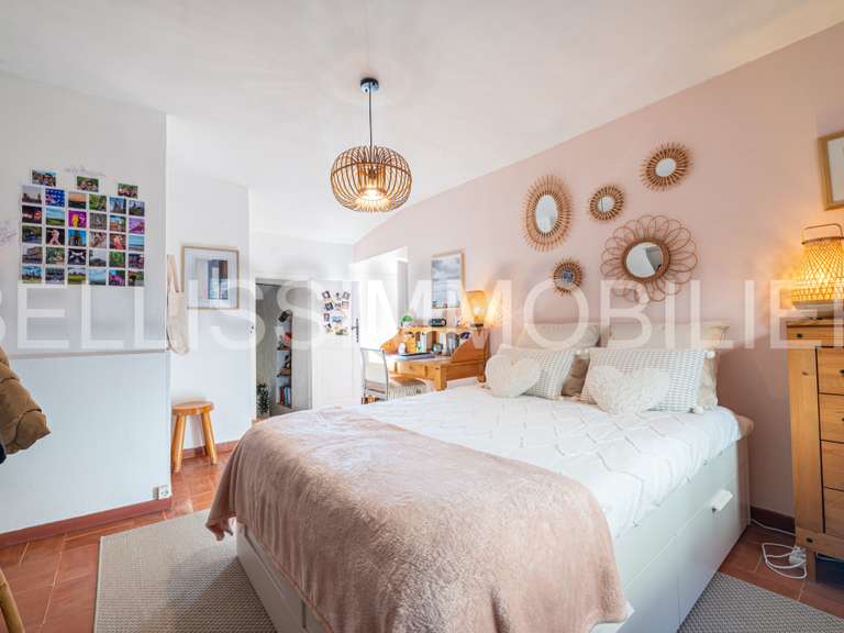 Maison Salon-de-Provence - 5 chambres - 160m²