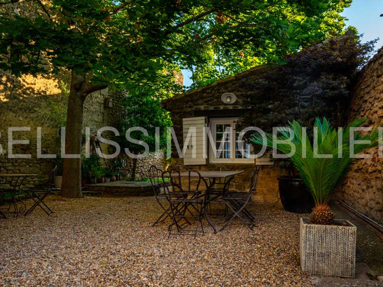 Maison Salon-de-Provence - 5 chambres - 160m²