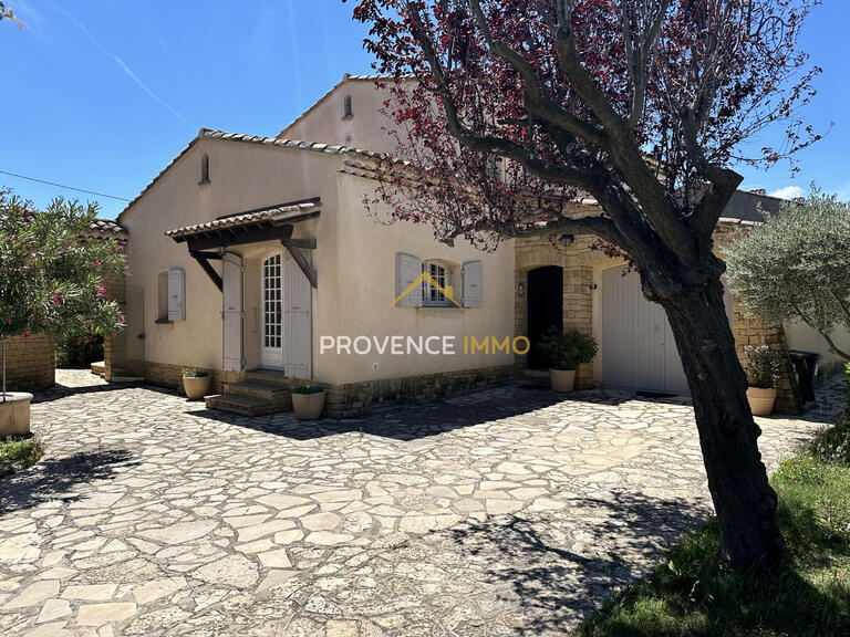 Maison Salon-de-Provence - 5 chambres - 192m²