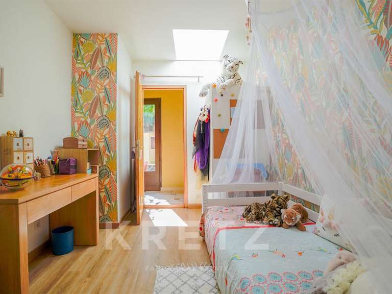 Maison Salon-de-Provence - 6 chambres - 254m²