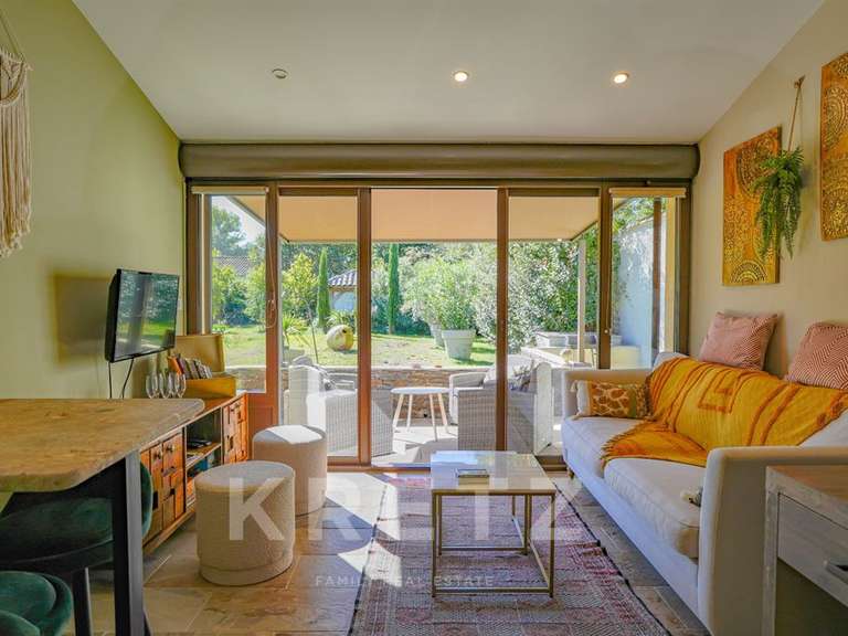 Maison Salon-de-Provence - 6 chambres - 254m²