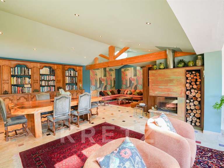 Maison Salon-de-Provence - 6 chambres - 254m²