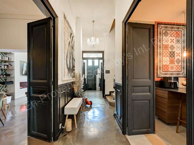 Maison Salon-de-Provence - 4 chambres - 210m²