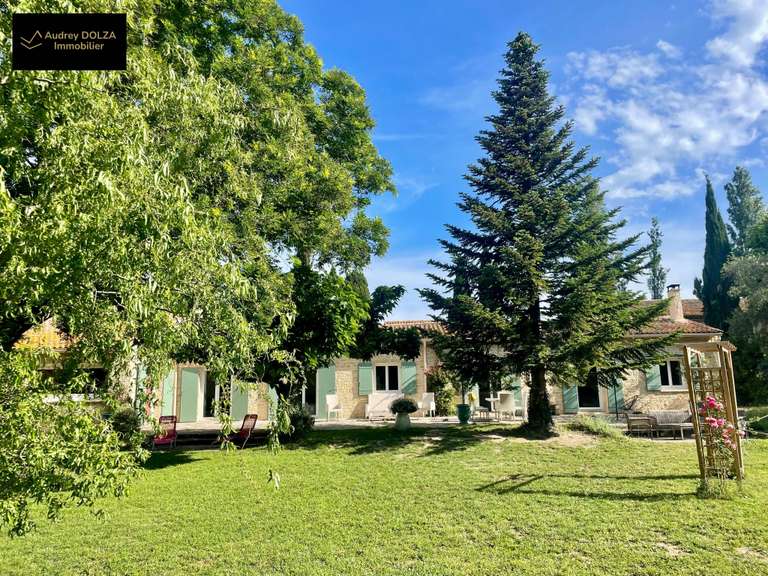 Maison Salon-de-Provence - 7 chambres - 310m²