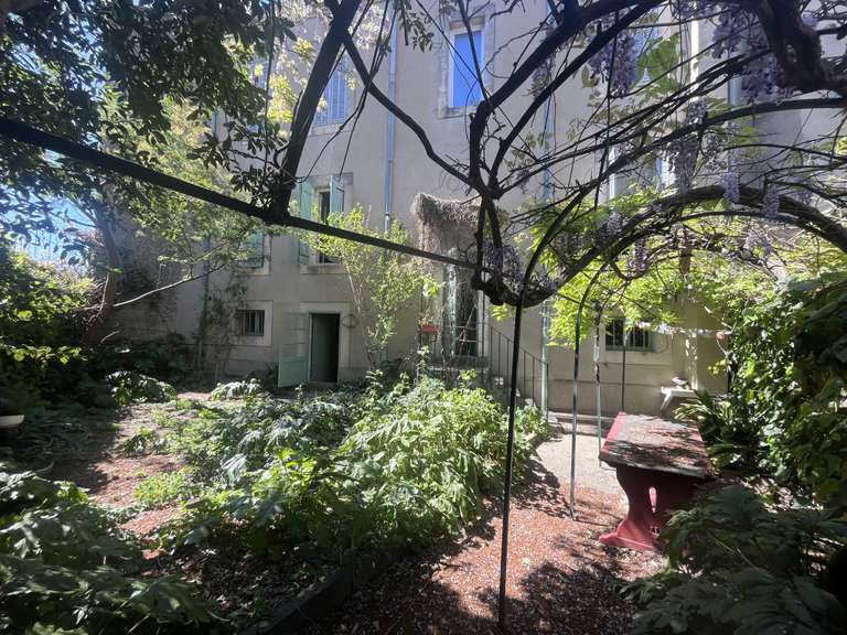 Maison Salon-de-Provence - 4 chambres - 125m²