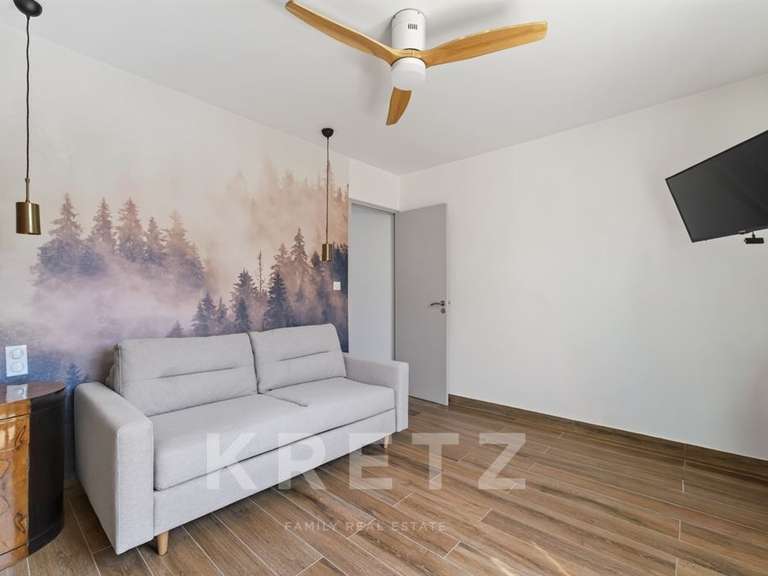 Maison Salon-de-Provence - 6 chambres - 300m²