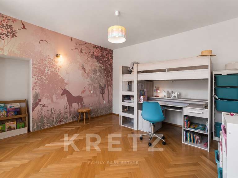 Maison Salon-de-Provence - 6 chambres - 300m²