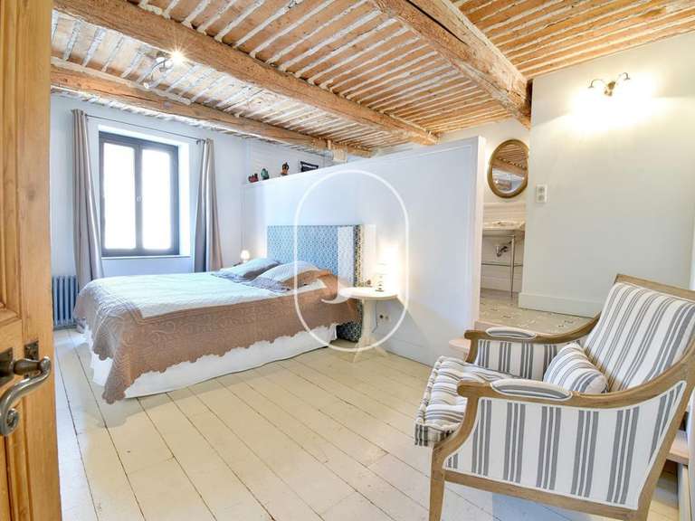 Maison Salon-de-Provence - 7 chambres - 350m²