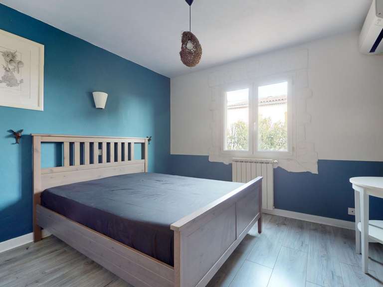 Maison Salon-de-Provence - 5 chambres - 165m²