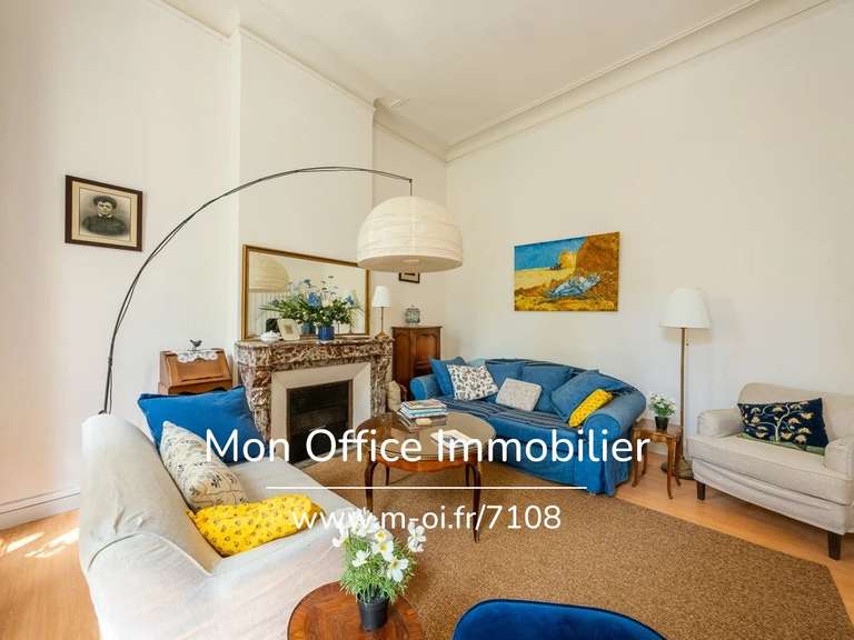 Maison Salon-de-Provence - 6 chambres - 247m²