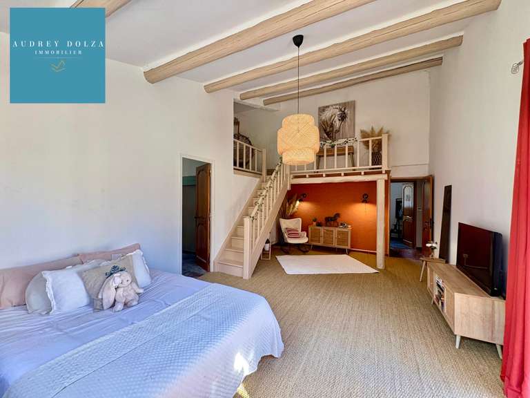 Maison Salon-de-Provence - 7 chambres - 310m²