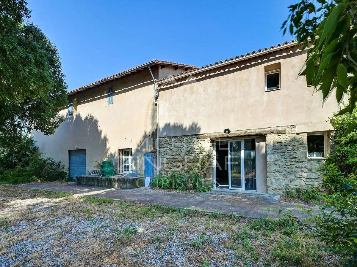 Property Salon-de-Provence
