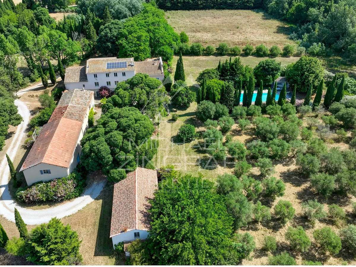 Property Salon-de-Provence