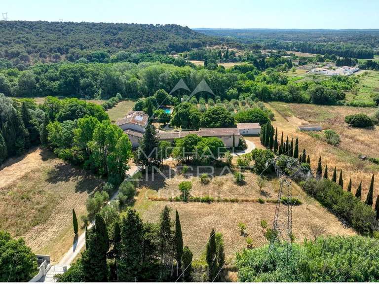 Propriété Salon-de-Provence - 7 chambres - 1100m²