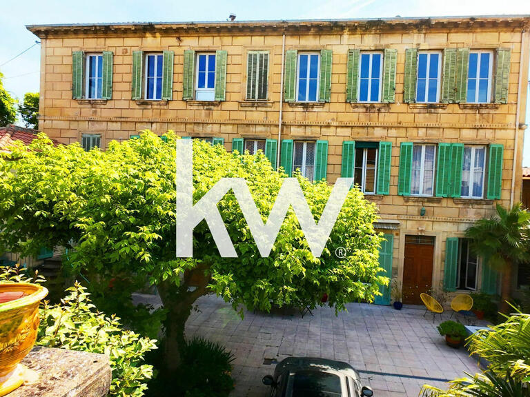 Villa Salon-de-Provence - 8 bedrooms - 335m²