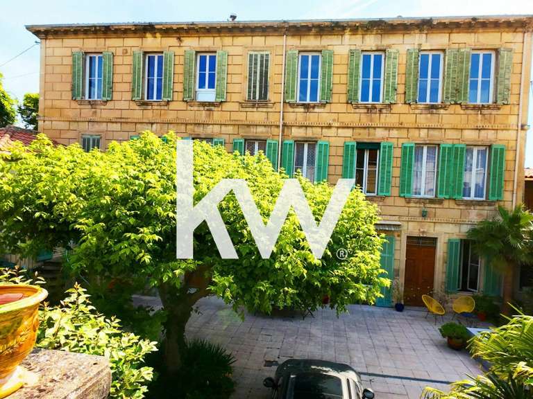 Villa Salon-de-Provence - 8 chambres - 335m²