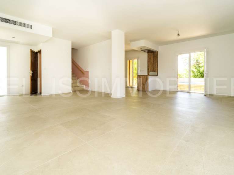 Villa Salon-de-Provence - 5 chambres - 170m²