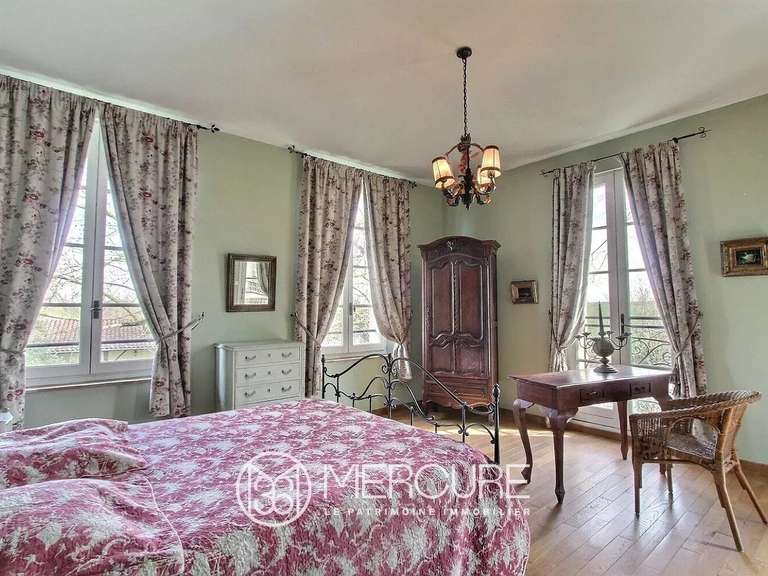 Propriété Samatan - 5 chambres - 270m²