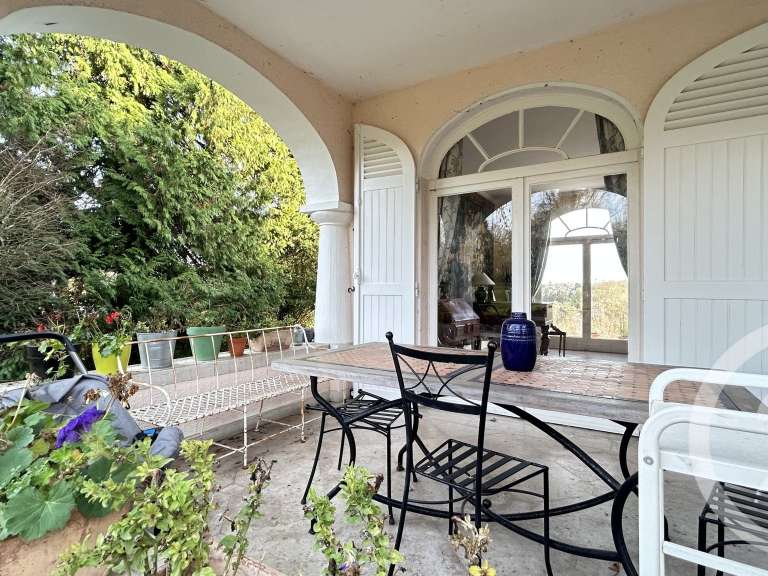 Maison Samois-sur-Seine - 6 chambres - 249m²
