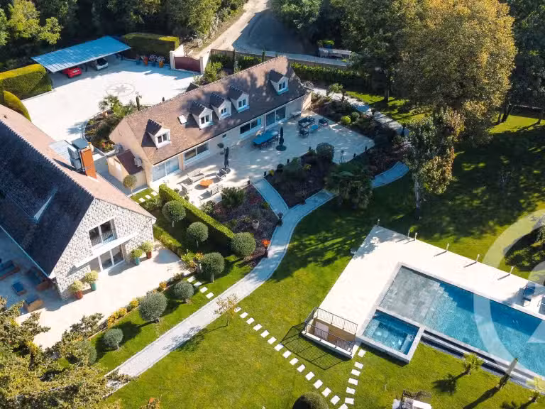 House Samoreau - 9 bedrooms - 390m²