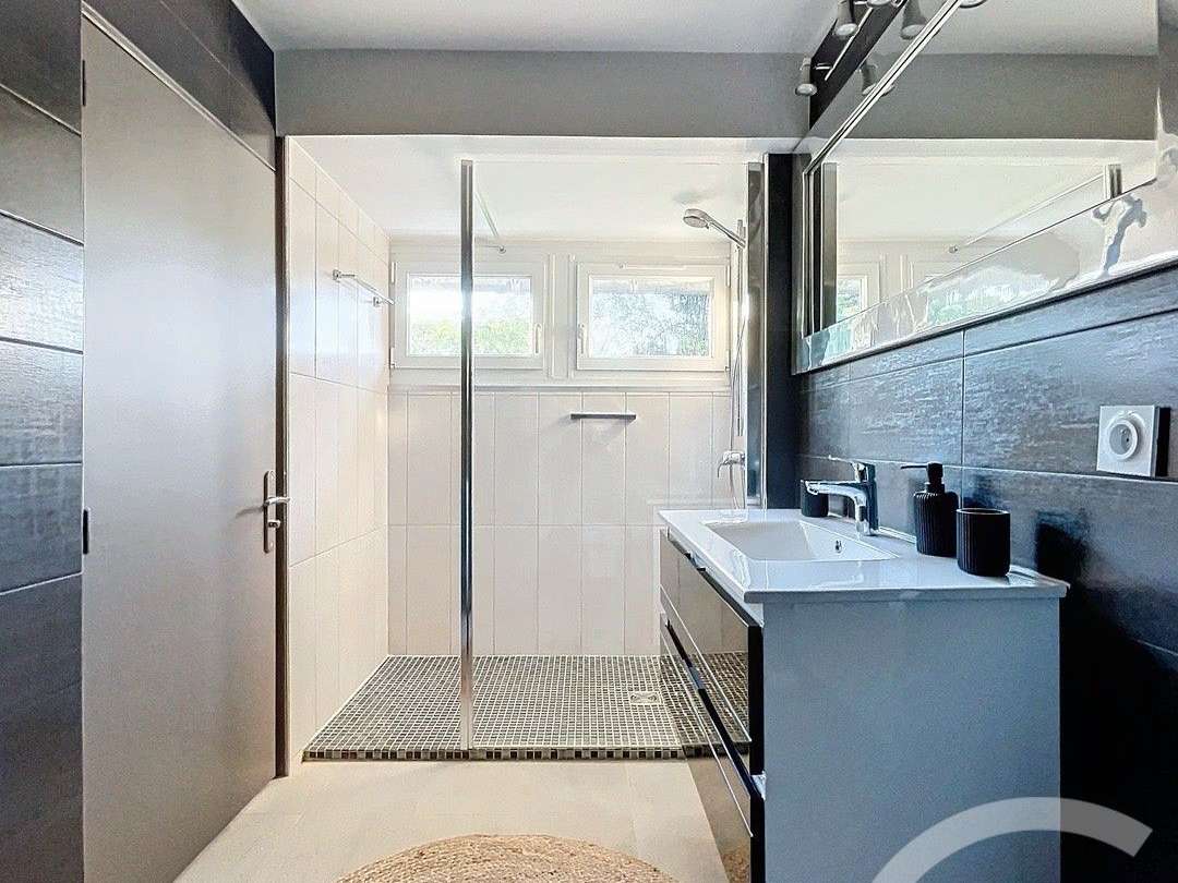 House Samoreau