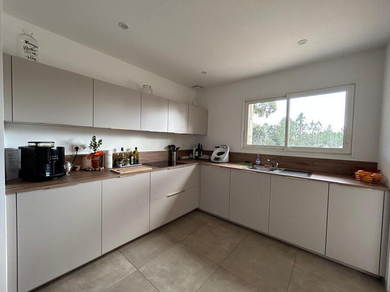House San-Gavino-di-Carbini - 4 bedrooms - 155m²