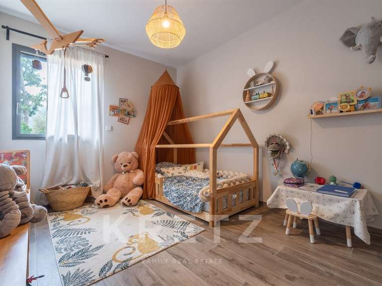 Maison San-Gavino-di-Carbini - 3 chambres - 148m²