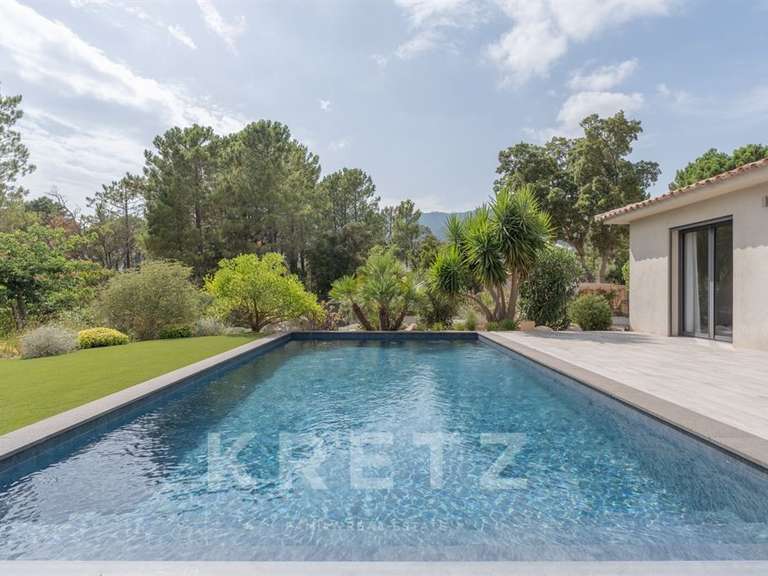 Maison San-Gavino-di-Carbini - 3 chambres - 148m²