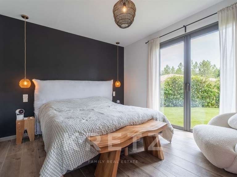 Maison San-Gavino-di-Carbini - 3 chambres - 148m²