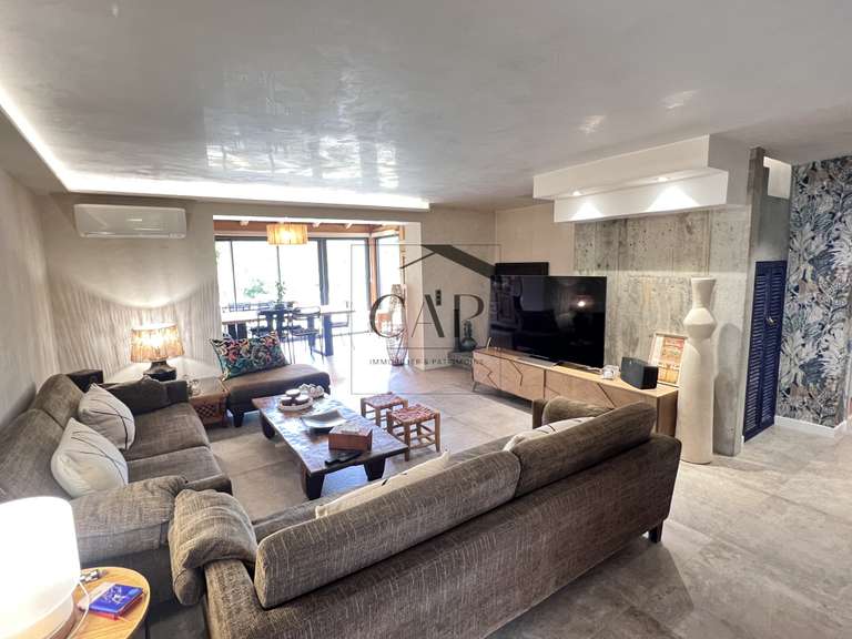 Villa San-Gavino-di-Carbini - 3 chambres - 129m²