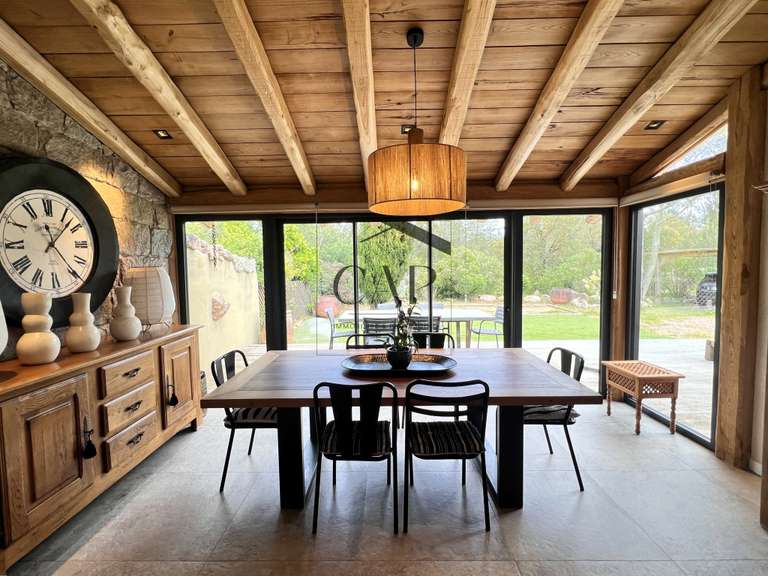 Villa San-Gavino-di-Carbini - 3 chambres - 129m²