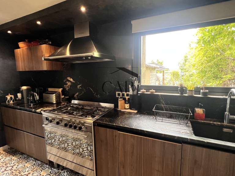 Villa San-Gavino-di-Carbini - 3 chambres - 129m²
