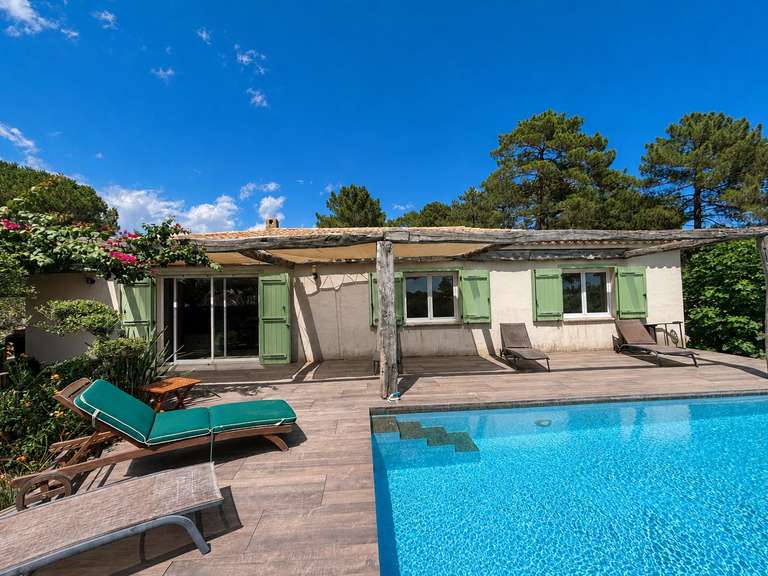 Villa San-Gavino-di-Carbini - 3 chambres - 120m²