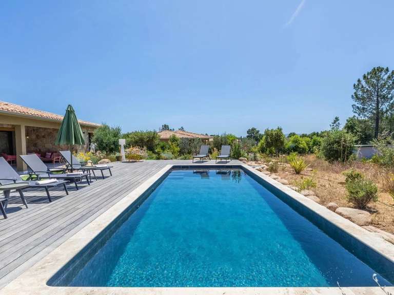 Villa San-Gavino-di-Carbini - 3 bedrooms - 1500m²