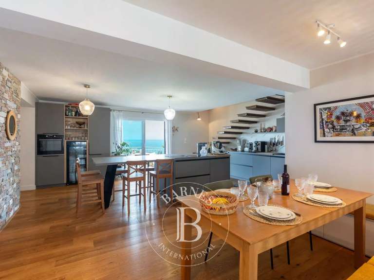 Appartement San-Martino-di-Lota - 4 chambres - 189m²