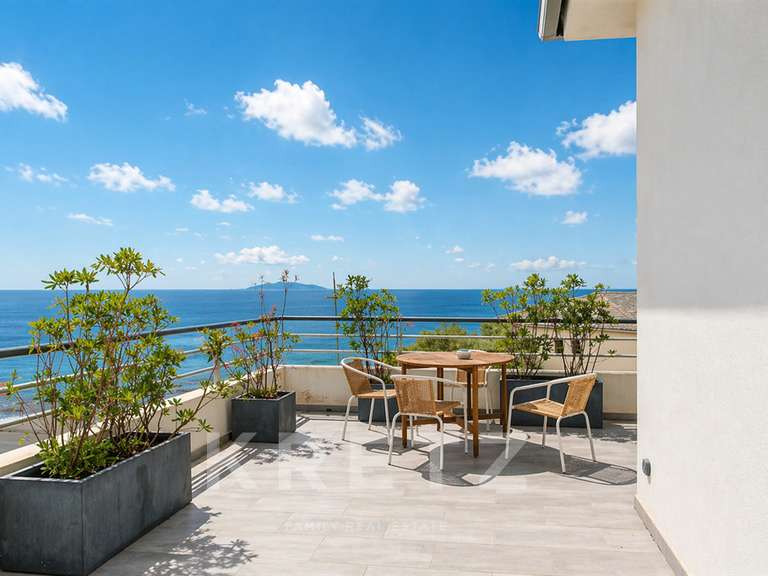 Appartement avec Vue sur mer San-Martino-di-Lota - 4 chambres - 200m²