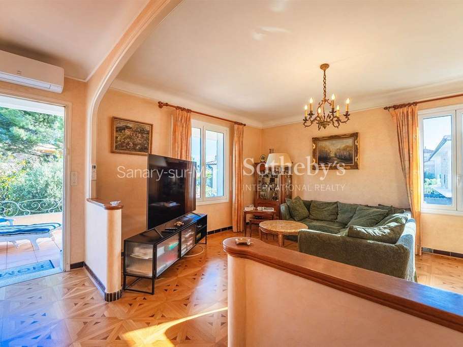 House Sanary-sur-Mer