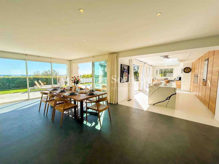 House with Sea view Sanary-sur-Mer - 6 bedrooms - 330m²