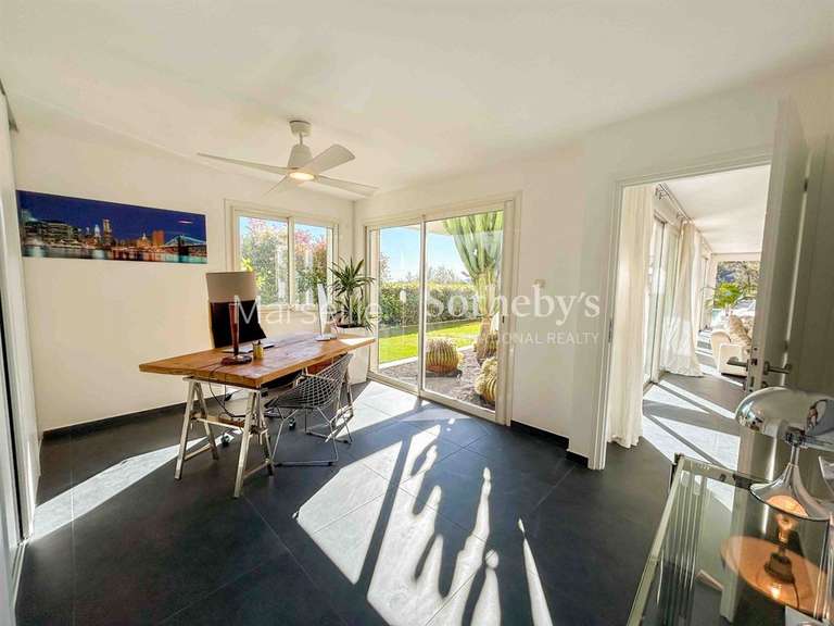 House with Sea view Sanary-sur-Mer - 6 bedrooms - 330m²