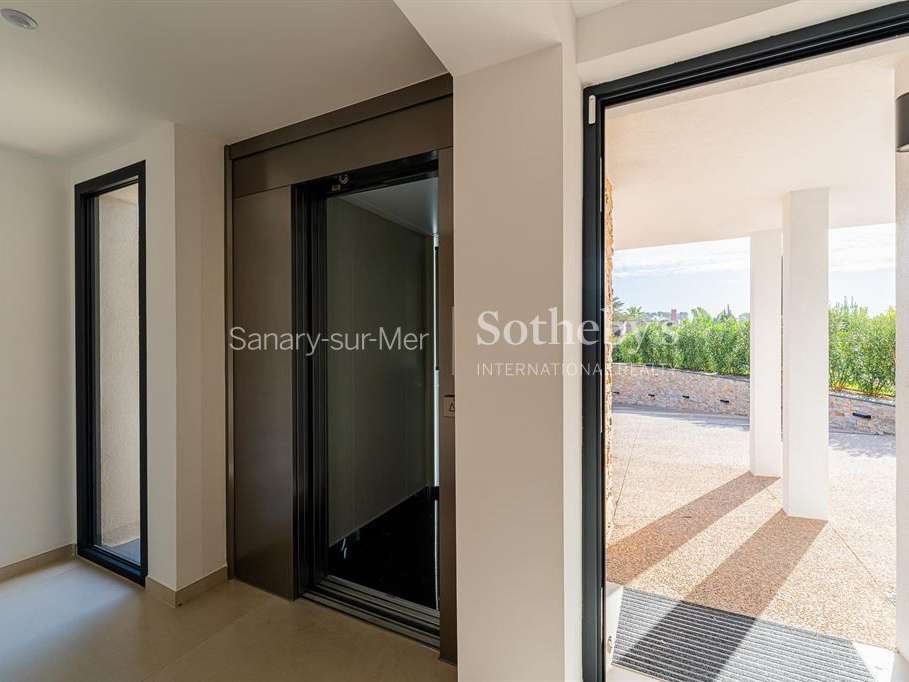 House Sanary-sur-Mer