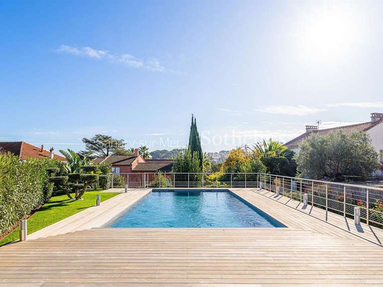 House Sanary-sur-Mer - 4 bedrooms - 204m²